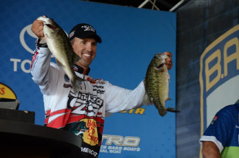 17894320-F1F7-4D0A-BCE8-1827C78B3807