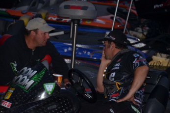 18639B90-AFA7-42F3-B078-F05D18DCC76D