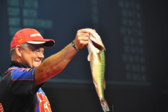 18CA8728-CA56-4C55-AA32-767942FD3515