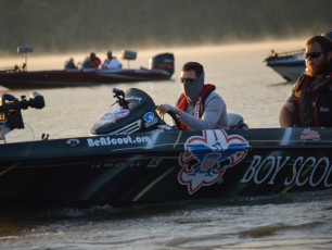 19ABA89D-1644-49B1-976B-4C0F80F9AD18