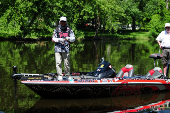 1AD42714-F83B-46B5-BCE4-8E4FACEB1606