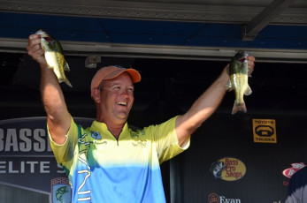 1AF8A055-F101-4BAB-A894-60C5B280BFA8