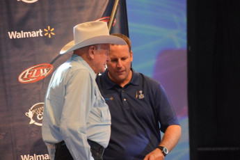 1B59AF52-E28B-457E-AFE3-E3CA9C1059A0