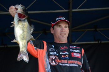 1BD46F50-992F-4F30-B8C3-FC5F6BFB8615