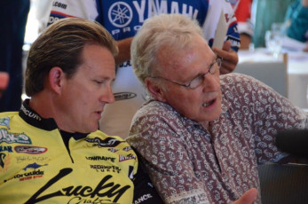 1C05BC18-4D70-4A1A-9A03-83284E9337E2