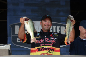 1DD14AD6-CD08-4200-A3E6-CD3A8E573289