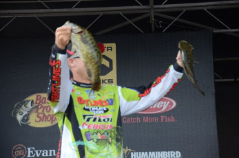 1DEB94BC-E26A-416D-99E1-EAB9980276EB