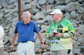 1E0C76C8-BA07-40E6-86F4-360FDE491570