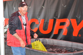 1F37C1F3-2067-4BA4-92C3-D2C9AE661694