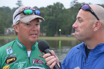 1F3C42DC-4FA4-4BF9-8AA5-92E324D24C74