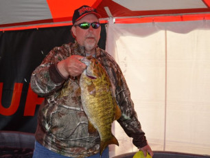 1F6957AE-7D64-4A7C-A963-D13F9B4AC5ED