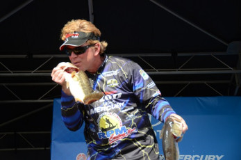 204415AF-02FF-41E0-869F-D04EEA9EBE37