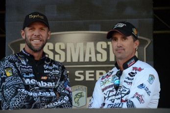 226455FB-4F56-4838-A227-17943C8C4046