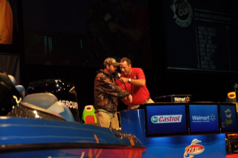 22B70C29-1F28-471E-8C25-939FA7A6ECA2