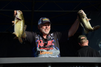 22C8305E-B50C-4F1E-9FD1-ABE54F449618