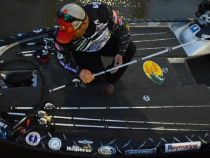 22E85583-3D51-4D76-8B4F-69E391730C89