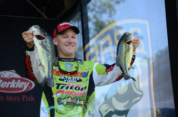 23371ED8-5653-463D-ABB3-F8DE6F9F48A1