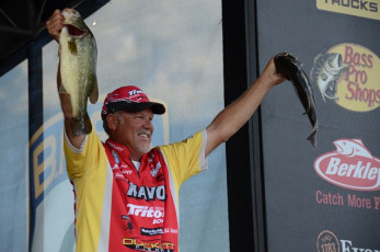 23FA784D-EA87-4DD1-9FF6-BF77DF9FC5AF