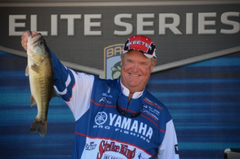 2455BD93-2CD5-4C6C-B9E7-F4B27E25BC13