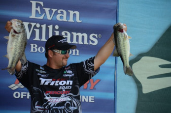 24988463-528D-4808-B513-00F9B02CBE40