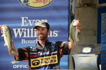 251A18F4-721C-450D-B16B-719C879F6FE5