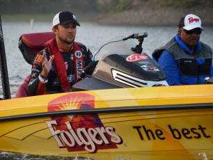 25C0C6B2-BDD8-4842-9D64-DC91C4A00641