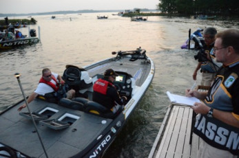 2696B2E7-728A-421C-91F6-436B90A53F4C