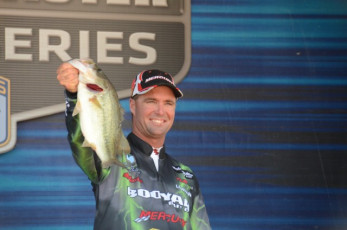 27996264-3D36-466E-AD94-EE0F6DEA2FD9