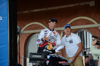 27D2AC3A-74EF-47FF-91F4-D6DC63A38606