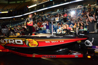 27FEE624-E953-4A7F-9E8D-90BD6AED0CAF