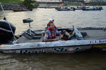 299A1946-A74D-4035-BF2C-E9A8B31725EF