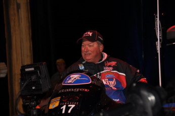 2A0FDB96-9CB4-479E-92CE-1094530EFCBF