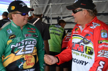 2A7AB8CB-37C3-4A90-BBF3-3F30A23EFC31