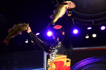 2BE4CDD1-BDC5-4DC5-90C0-9EB16A79C2EE