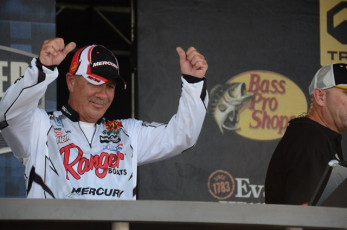 2C2C6D41-CA8F-4BDD-A399-AEA351262118