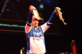 2C52F5B9-945A-47CE-892B-EA65EAF673D8