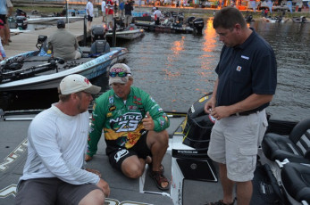 2C5F48D0-2C8A-4813-AF31-B768F986BAA2