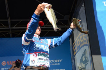 2C9670AC-5512-4E05-88E6-DE140ED81C0A