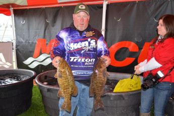 2CFC3B98-21B9-42A0-A3CD-6C491231C676