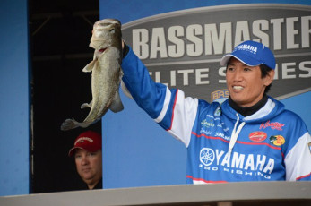 2E2D2B7A-0E35-43F7-9054-2D7747C22E70