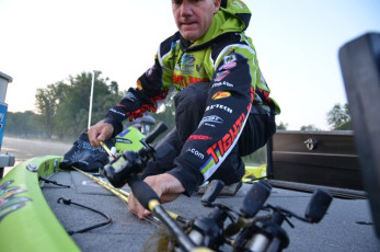 2E2F979A-0A38-4F5E-A50A-879F0BEA82E9