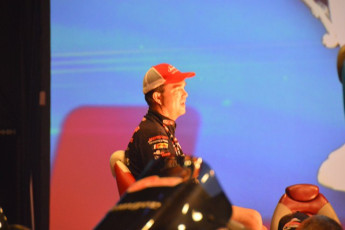 2E80F12D-3821-48EA-870A-50184B69A4C9