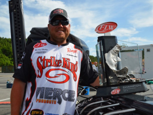 2F392DA3-D179-4EC4-8243-11E94E1B8D4F