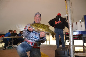 2FA19267-DE76-49A2-93EC-05ACDB49E29A