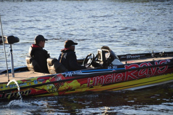 3015B9BB-C9EE-4D49-9C24-142DAD969461