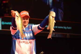 30C8BD37-BCBF-4D21-8DAF-B383B204C744