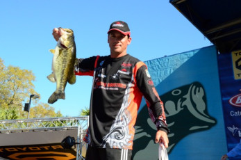 3135DC88-305A-4B64-9BAA-B20F6123EB52