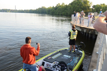 324FB2C2-74E9-48C4-8E34-BAF48C832697