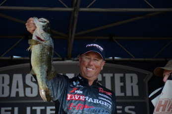 32AA7BBC-06CB-4C7B-8722-E73E141762A5