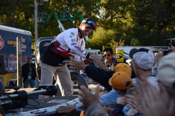 32D464DE-9180-4330-A833-C15D125BD5D4